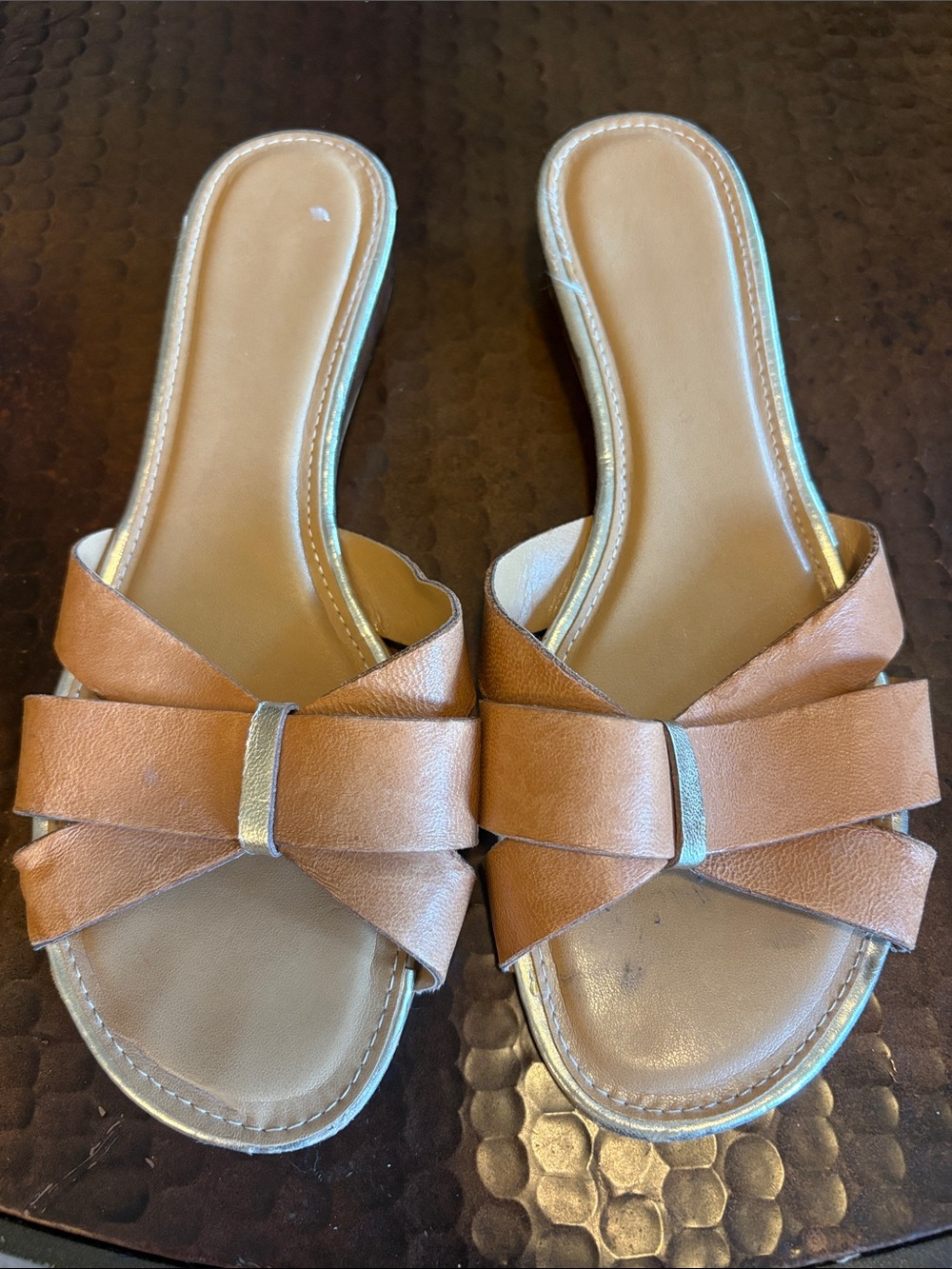 Coach & Four Tan Leather Bow Slide Sandals Size 7